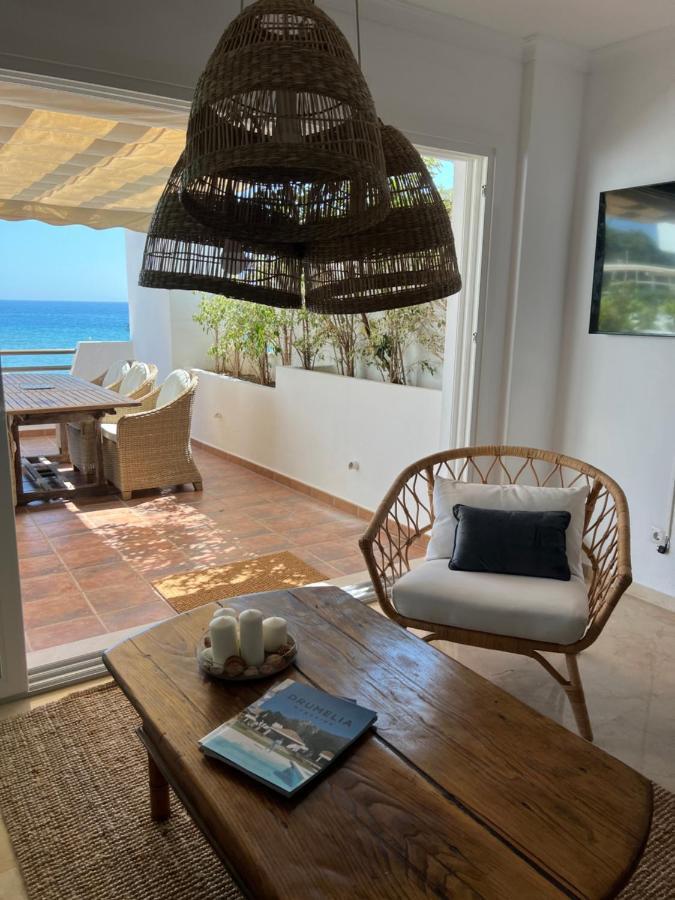 Playa Cristo Amazing Beach Terrace Appartment Estepona Exteriör bild