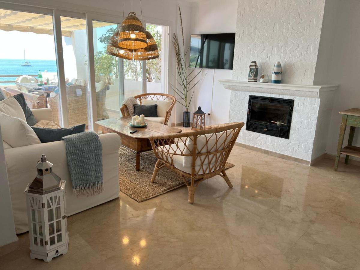 Playa Cristo Amazing Beach Terrace Appartment Estepona Exteriör bild